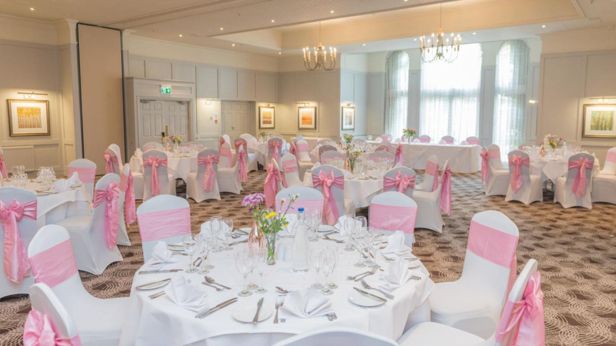 Holiday Inn Milton Keynes East M1 Junc 14 By Ihg Eksteriør billede