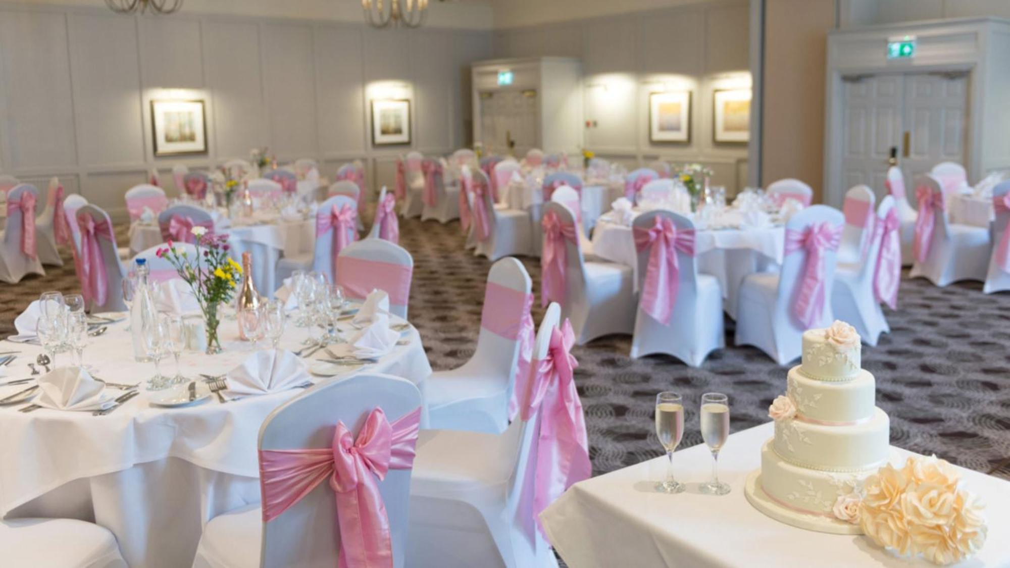 Holiday Inn Milton Keynes East M1 Junc 14 By Ihg Eksteriør billede